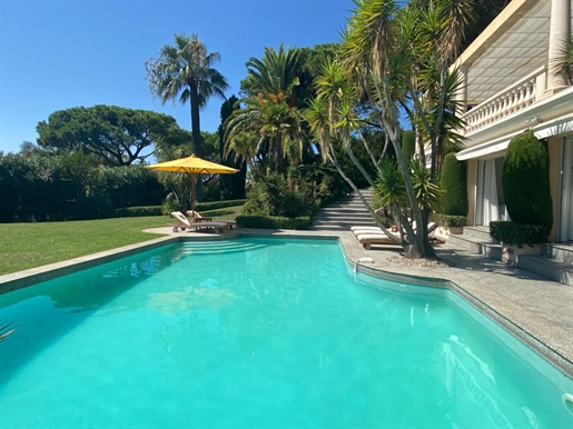 Villa mit Meerblick - Strandspaziergang - Prestigeträchtiges Anwesen