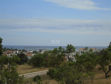 Land for construction with sea view