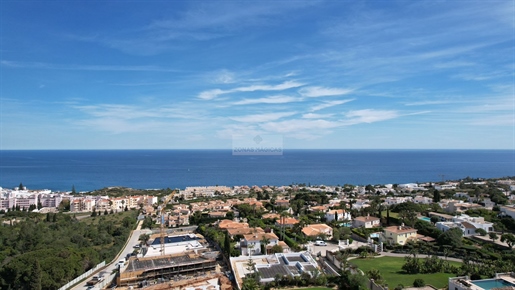 Городская земля в Прайя-да-Луш с видом на море (Монте-Лемос)