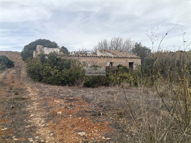 Ruins in Vila do Bispo