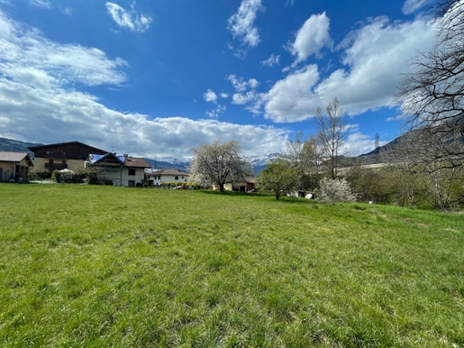 Passy. Large building plot of 2314 m² of 3 to 4 lots to discover