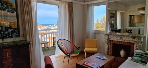 Apartment in the heart of Les Halles de Biarritz with Ocean View
