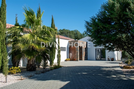 Luxueuse villa de 4+1 chambres située à seulement 2 km de S. Brás.