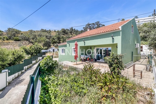 Renovated house with large warehouse and additional annexes near S. Brás de Alportel
