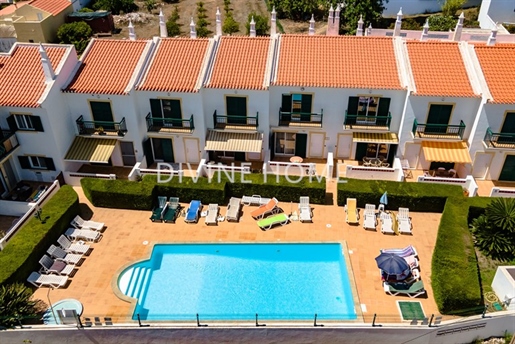 Townhouse with communal Pool at only 4km from the Ocean