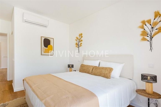 3 bedroom first floor apartments in private condominium close to Carvoeiro.