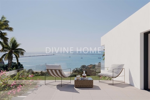 Luxuosa casa T3 com vistas deslumbrantes para o mar, garagem e jardim
