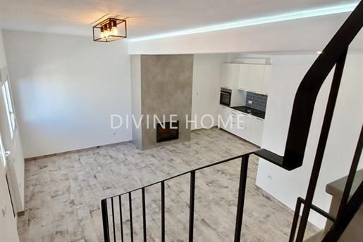 Renovated property divided into 2 apartments in centre of Odeceixe