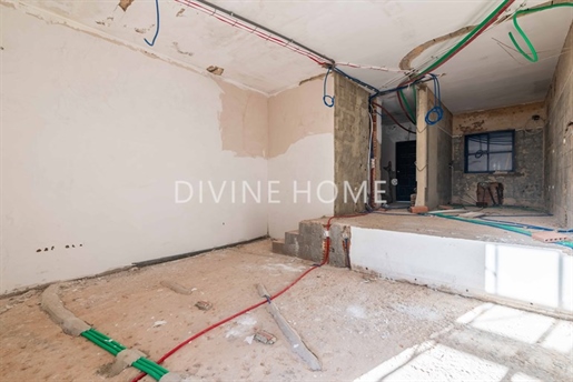 Townhouse currently in renovation process in Albufeira
