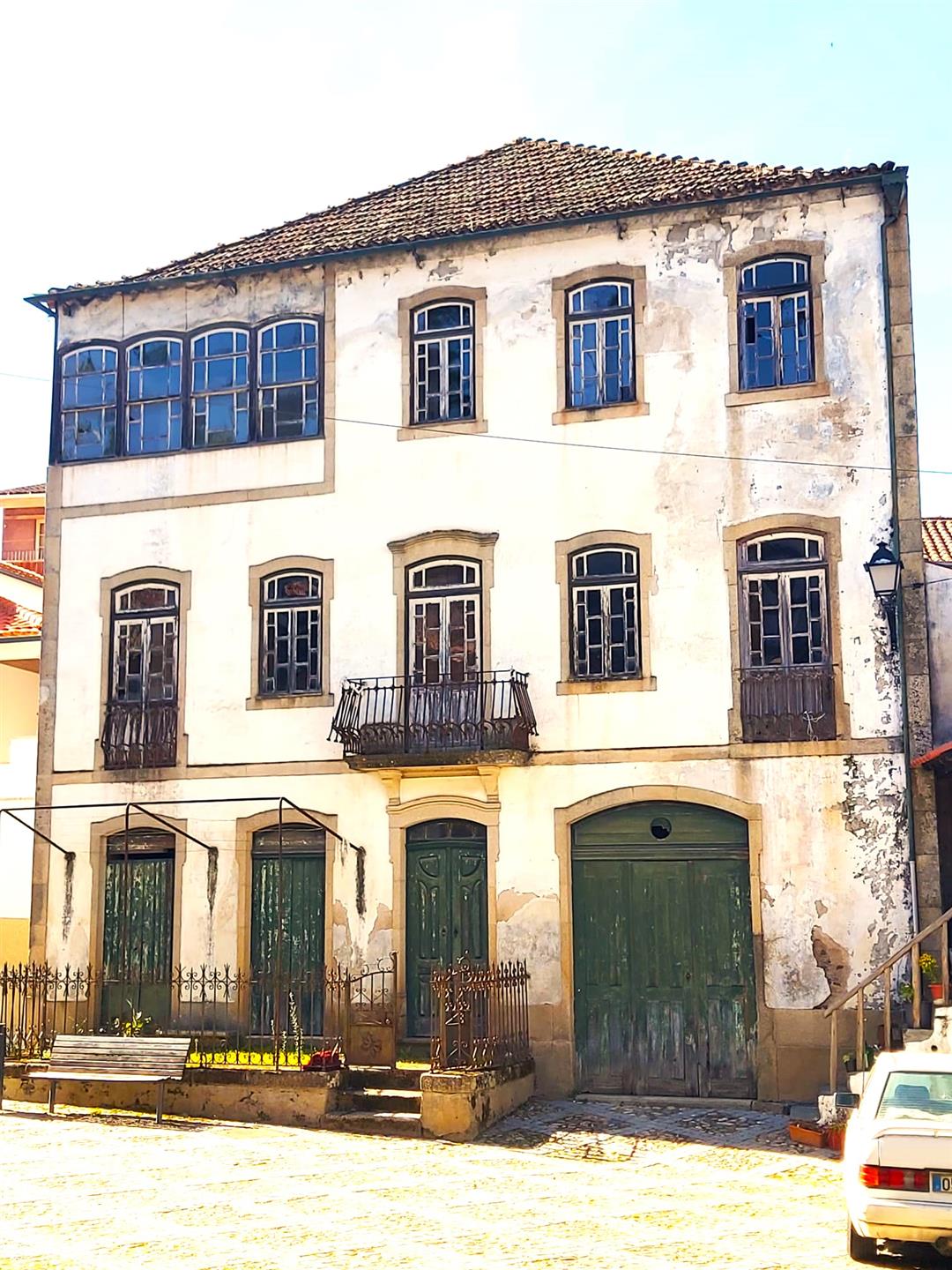 Building in Historic Area – Vila Cova Alva - Arganil Unique Opportunity