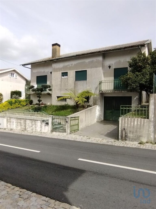 Casa T3 em Porto de 210,00 m²