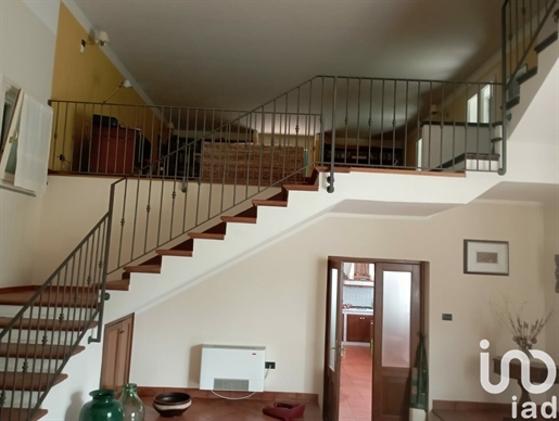 Verkauf Einfamilienhaus / Villa 300 m² - 3 Zimmer - Sassari