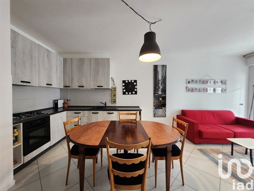 Sale Apartment 60 m² - 1 bedroom - Savona