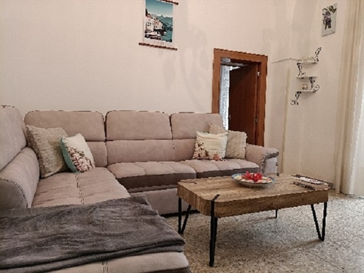 Lovely 2-Bedroom Town House in Historical Town- Ceglie Messapica