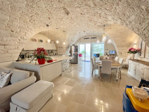 Luxurious 3-Bedroom Town House in Carovigno