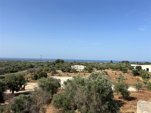 Impresionante Masseria con vistas al mar para desarrollar