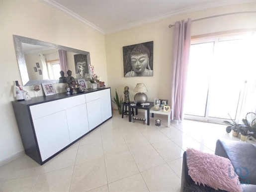 Appartement met 2 Kamers in Faro met 107,00 m²