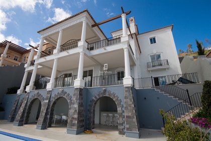 Atemberaubende moderne Villa im Dorf Palheiro