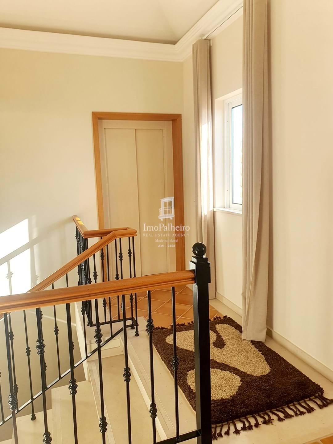 Luxurious Villa with Panoramic Sea Views in Palheiro Village, Funchal.
