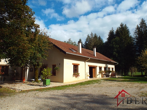 Rare and Beautiful 18os.Property in the Lison Valley