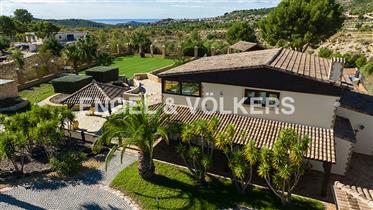 Spectacular Finca Near The Sea