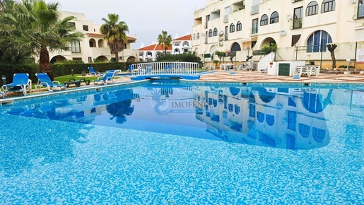 1 bedroom apartment with swimming pool in residential and central area of Albufeira