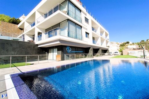 New 1+1 bedroom apartment with swimming pool, sea and marina views