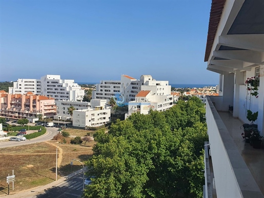 1 bedroom apartment located in the Eiramar Building in Albufeira