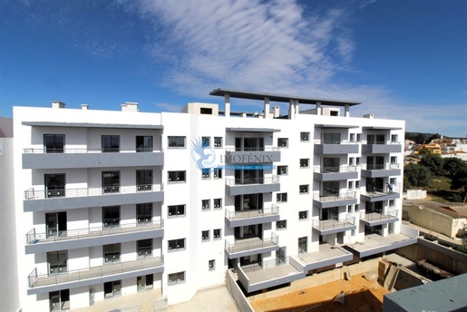 Appartement de 2 chambres avec piscine en construction - Olhão