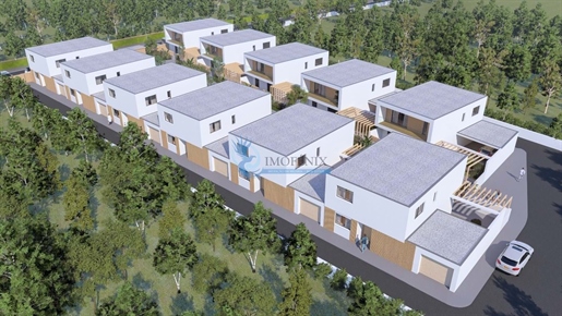 Nouvelles villas de 3+1 chambres avec piscine et garage, situées à Ferreiras