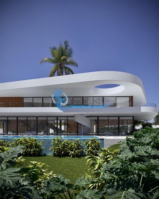 Villa moderne de 4 chambres à vendre, en construction, avec vue sur la mer Albufeira