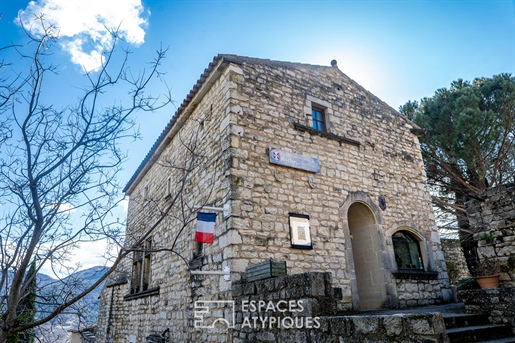 Art centre in the heart of a historic village in Drôme provençale