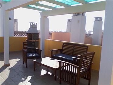 2 Bed 2 Bath Penthouse apartment with Roof Solarium