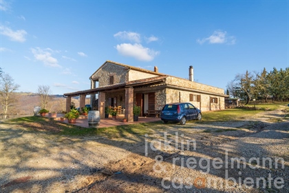 Agricultural estate with 260 ha of land and own hunting in the Alta Maremma in Tuscany