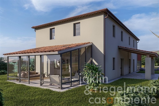 Historical farmhouse with approved renovation project near Todi