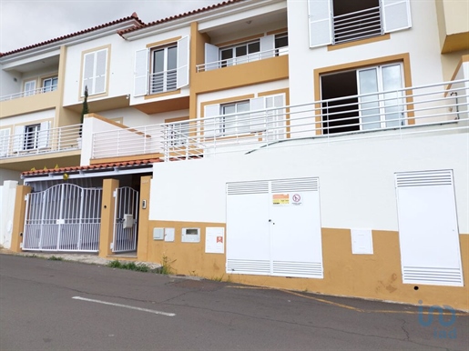 Maison T3 à Madeira de 136,00 m²