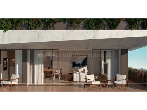 T4 mit Terrasse + 2 Balkone + 2 Parkplätze, Matosinhos Sul