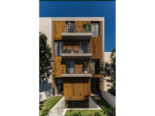 Apartamento de 2 dormitorios con terraza y balcón, Leça da Palmeira Center