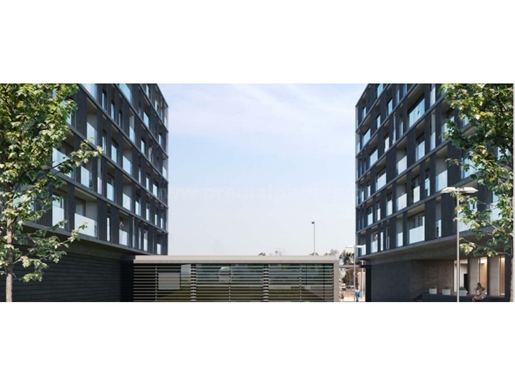 Apartamento T4 Nuevo, con 2 balcón y 2 plaza de aparcamiento, Matosinhos Sul