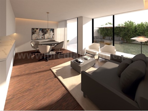 Apartamento de 3 dormitorios con 2 balcón y plaza de aparcamiento, Matosinhos