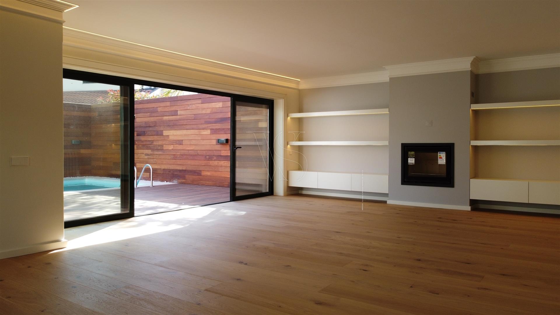 Ein luxuriöser Rückzugsort in der Nähe von Foz – Exklusive Villa mit Pool, 5 Schlafzimmer (2 Suiten)