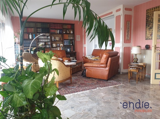 Vente d'un appartement F5 (169 m²) à Montlucon