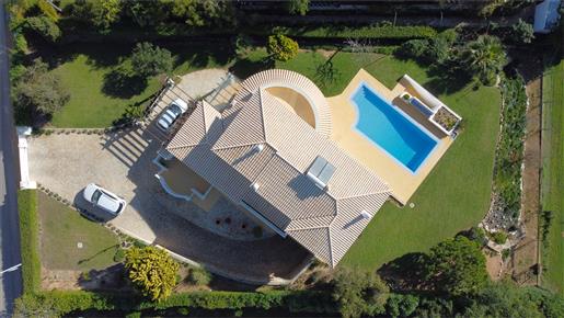 Fantastique villa familiale avec piscine
