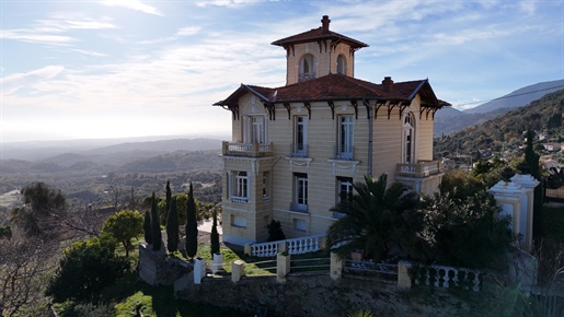 Chateau D'exception Du 19ème siècle