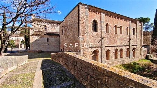 Exquisite duplex in Barri Vell de Girona