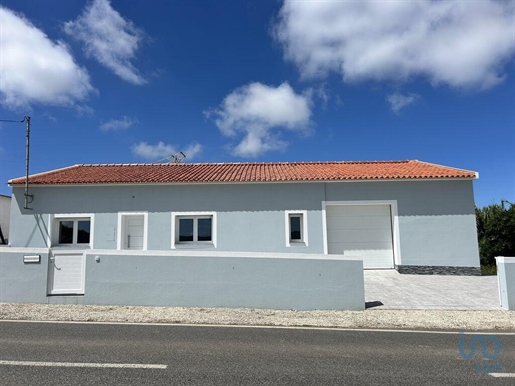 Maison de village T3 à Miragaia e Marteleira de 159,00 m²