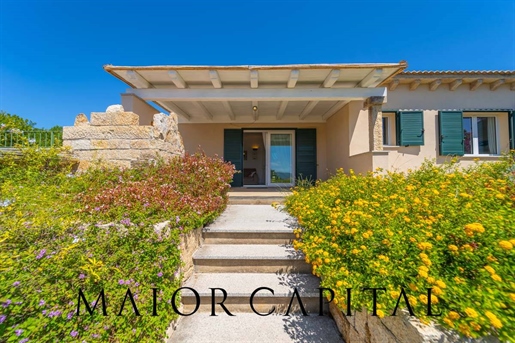 Villa a schiera di 170 m2 a Santa Teresa Gallura