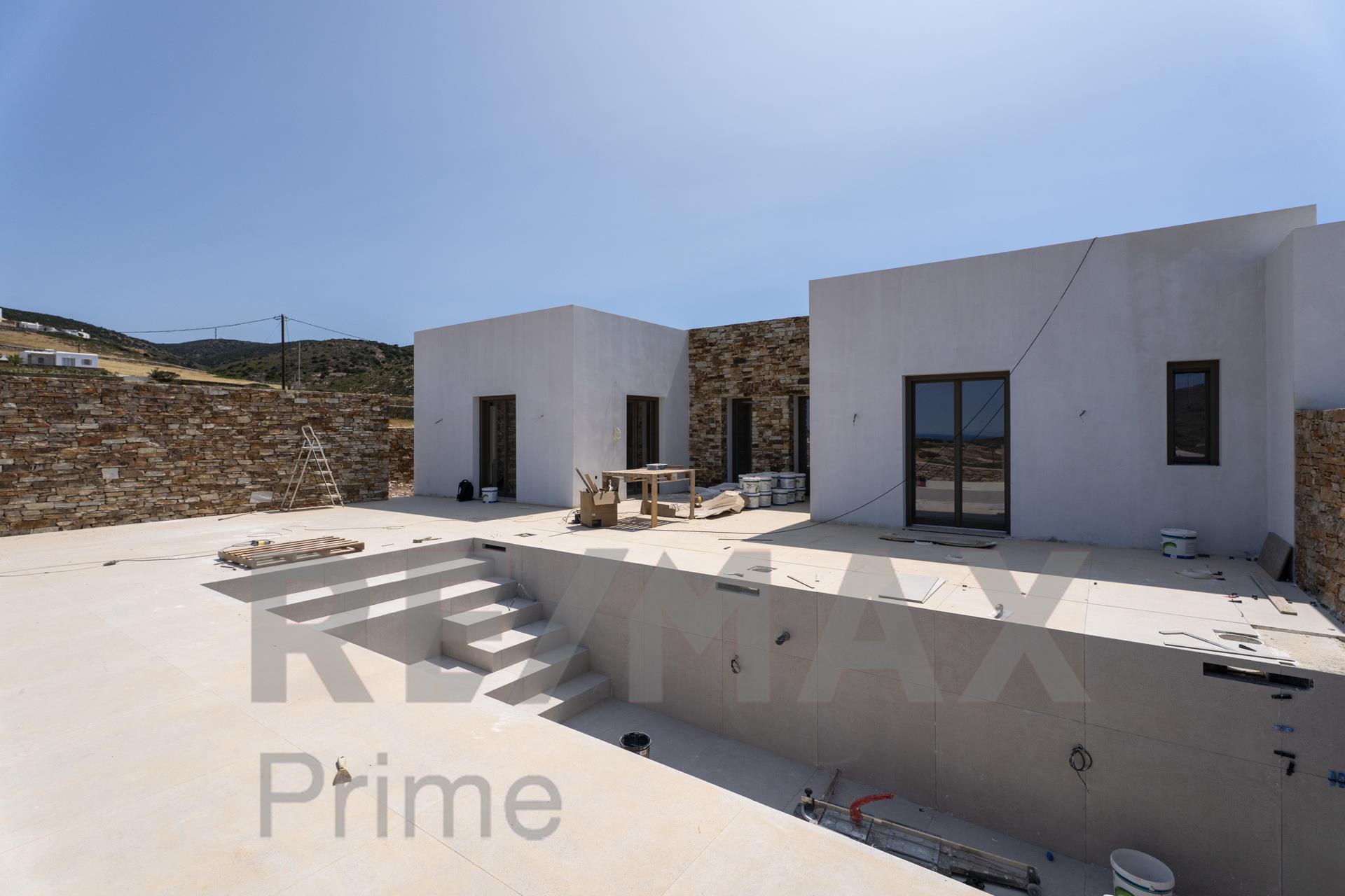 - Villa for sale, Agios Georgios, Antiparos, 115,10 sq.m., €900.000