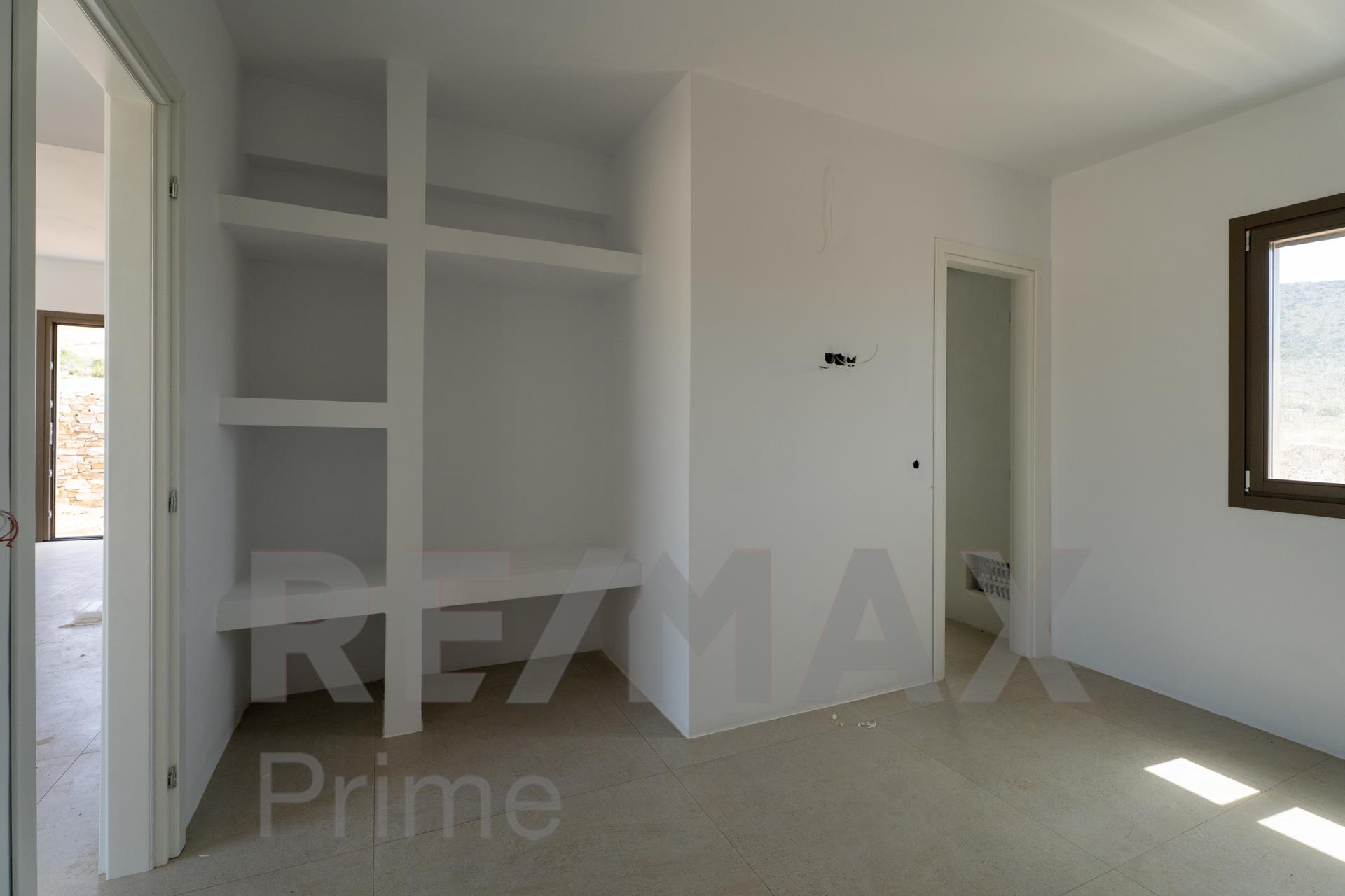 - Villa for sale, Agios Georgios, Antiparos, 115,10 sq.m., €900.000