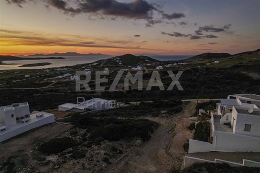 Uitstekend perceel met panoramisch uitzicht op zee te koop in Agios Georgios || Cycladen / Antiparos